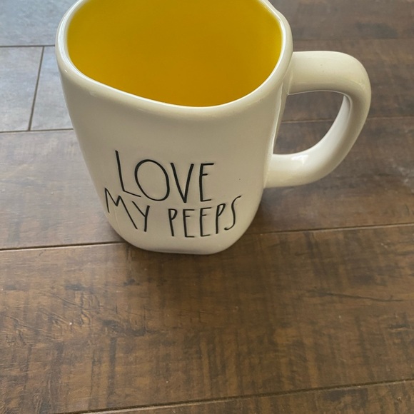 Rae Dunn Love my Peeps mug - Picture 2 of 5